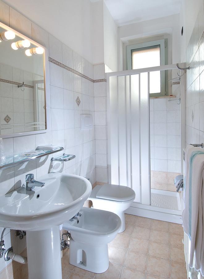 Aparthotel Beaurivage San Benedetto del Tronto Exterior foto